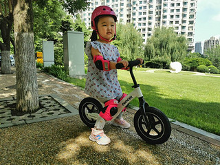 酷骑儿童平衡车，锻炼孩子的平衡感灵活性