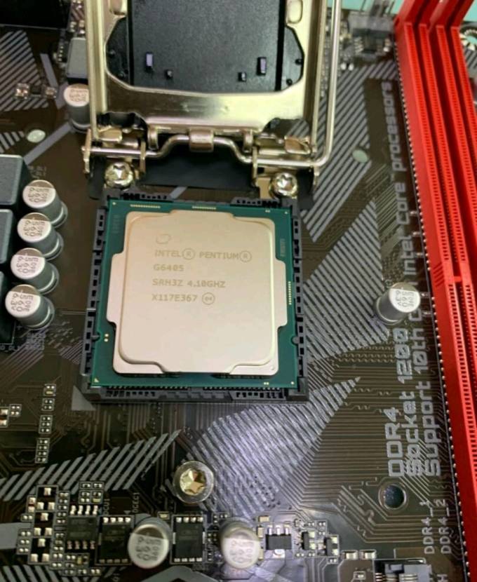 英特尔CPU