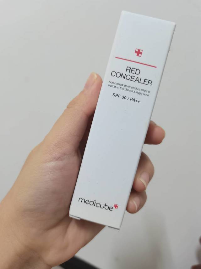 油痘肌女孩的春天就靠她了！