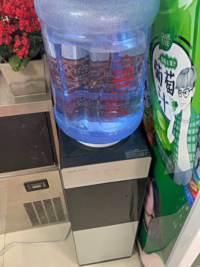 奥克斯饮水机