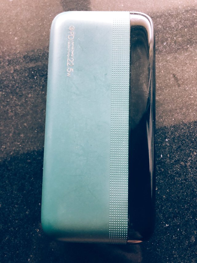 跟着大佬们买的充电宝