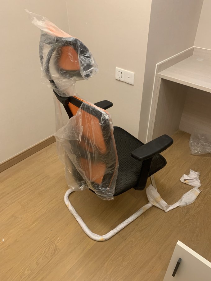 电脑椅