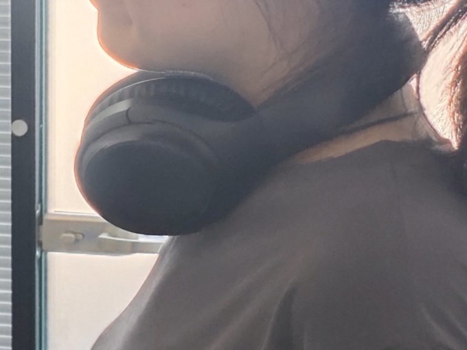 头戴式耳机