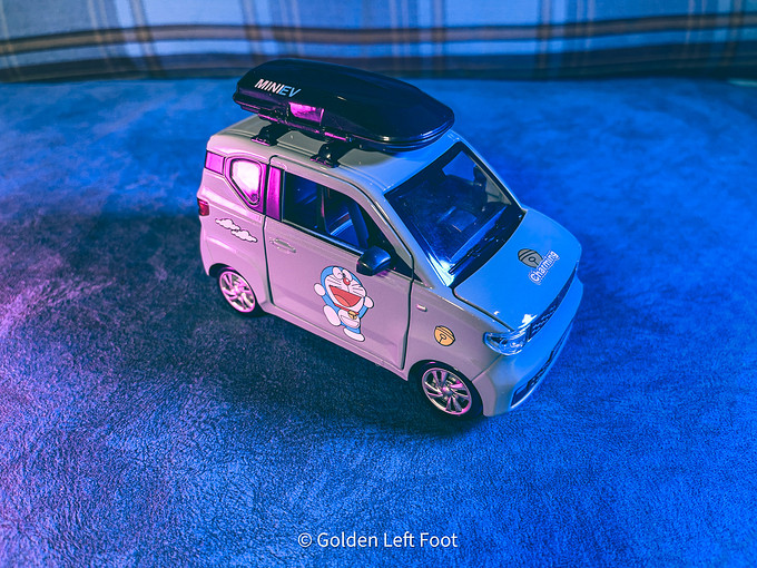 砺能玩具汽车模型