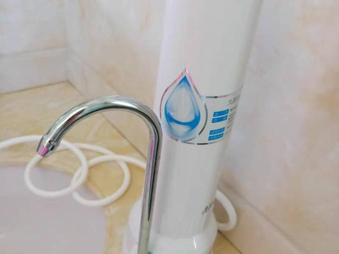 九阳龙头净水器