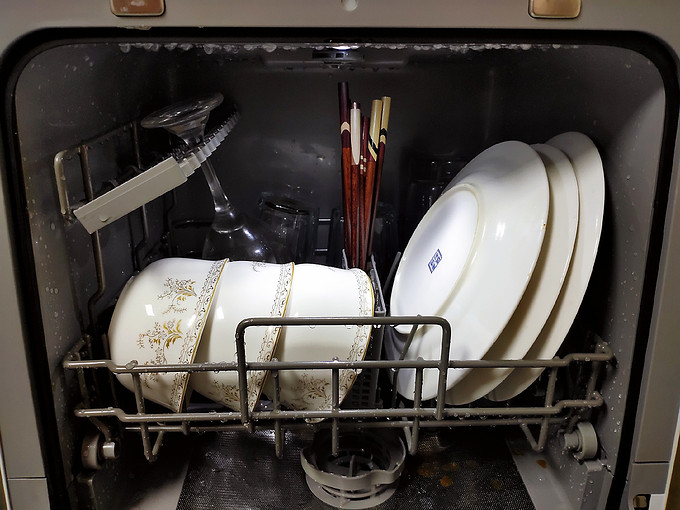 美的台式洗碗机