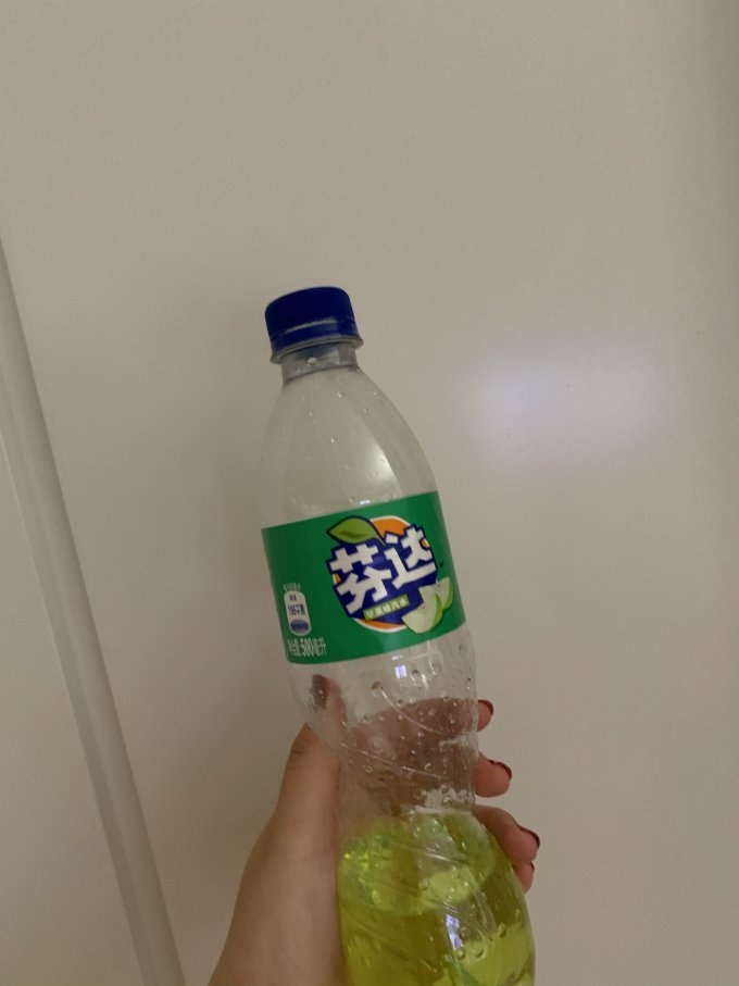 芬达碳酸饮料