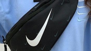 耐克Nike新款满印logo运动包斜挎包单肩包腰包胸包DC7343-0
