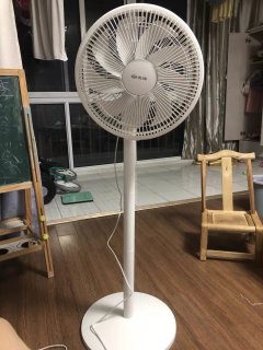 夏天就要一个给力的风扇。