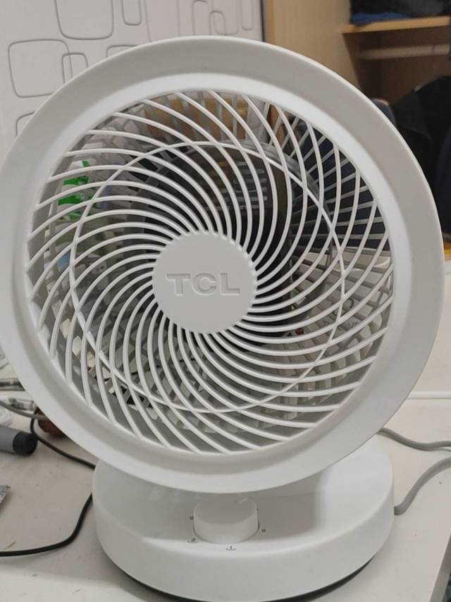 根据大妈推荐入手的风扇，还不错哦