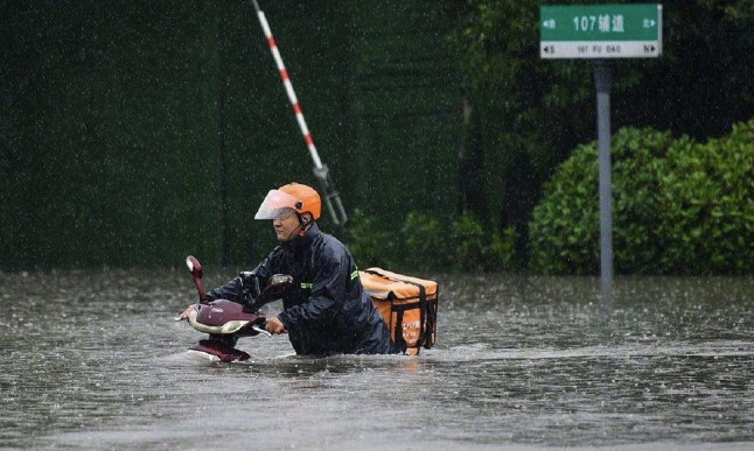 【暴雨自救指南】河南突发暴雨!这些防汛应急知识一定要牢记