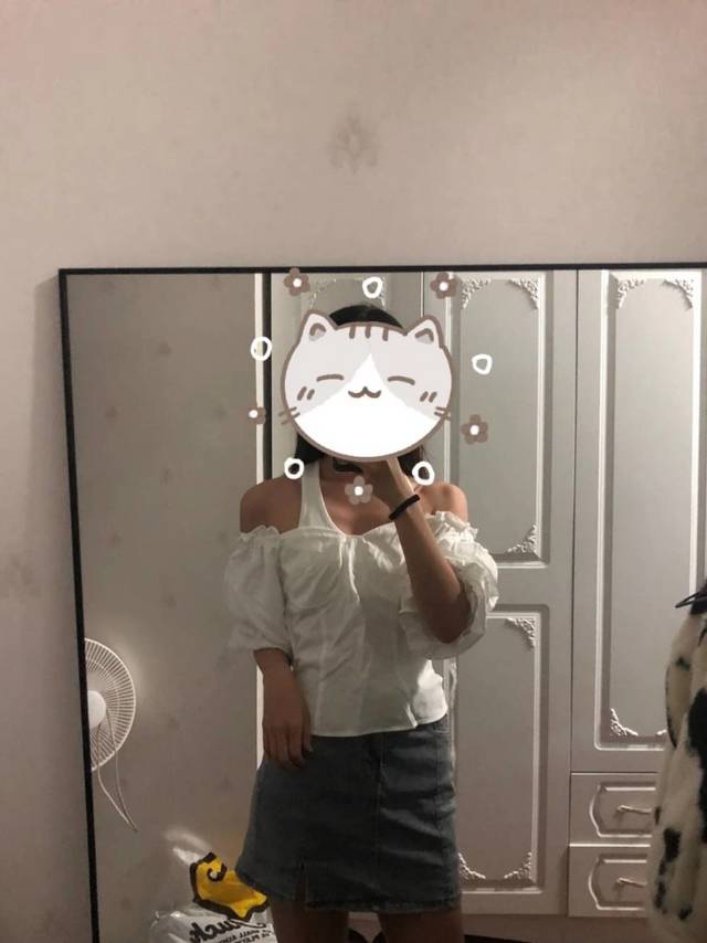 夏天就要露肩风格，超级显瘦的露肩短款短袖