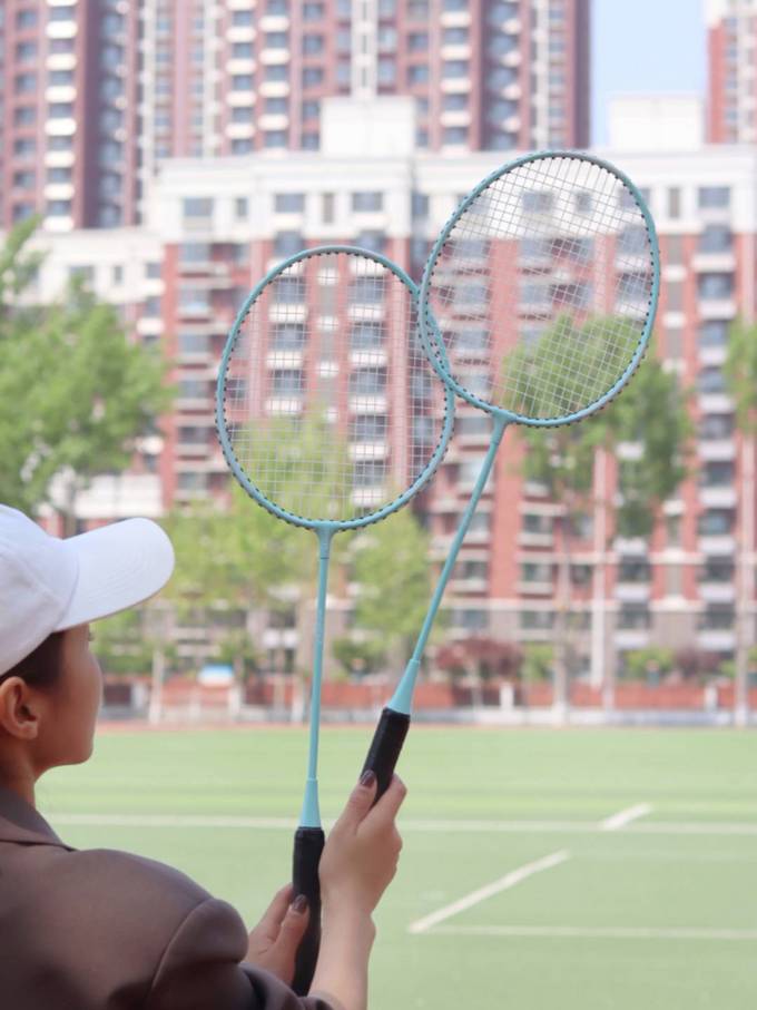 迪卡侬羽毛球拍