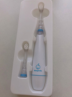 让宝宝爱上刷牙的电动牙刷