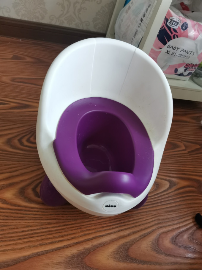 婴儿坐便器