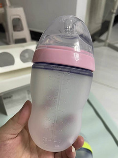 养娃第一课～奶瓶🍼