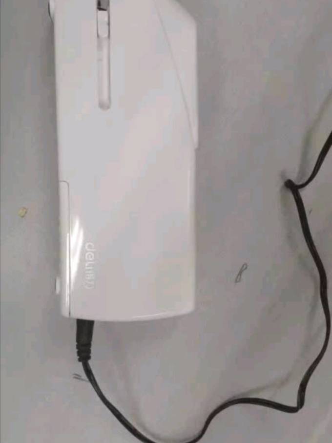 得力订书机