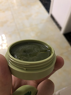 便宜却好用的紫草膏