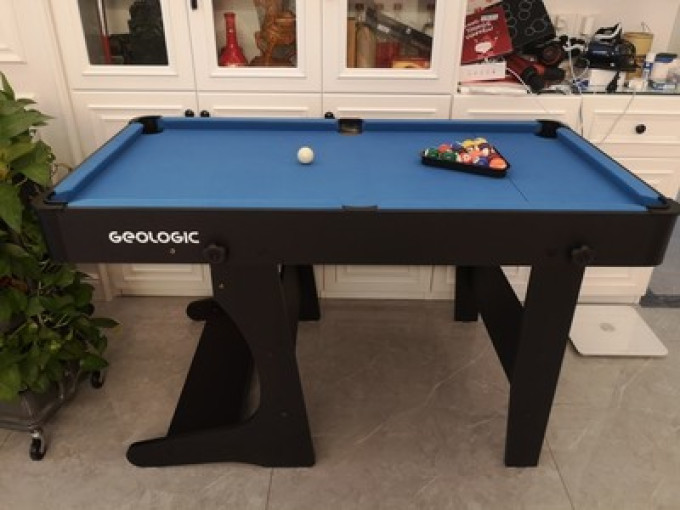 天猫精选迪卡侬可折叠台球桌室内休闲娱乐桌球台小型家用美式台球桌