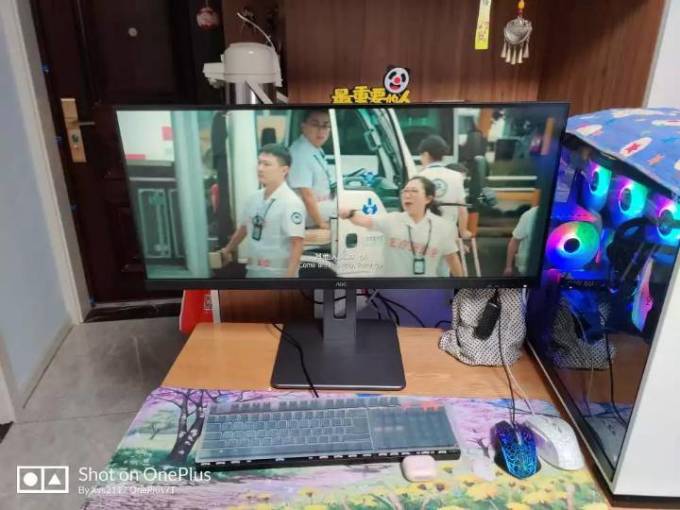 冠捷显示器