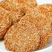 南瓜做成芝麻奶酪饼，无需油炸香喷喷，咬一口瞬间爆浆，太满足了