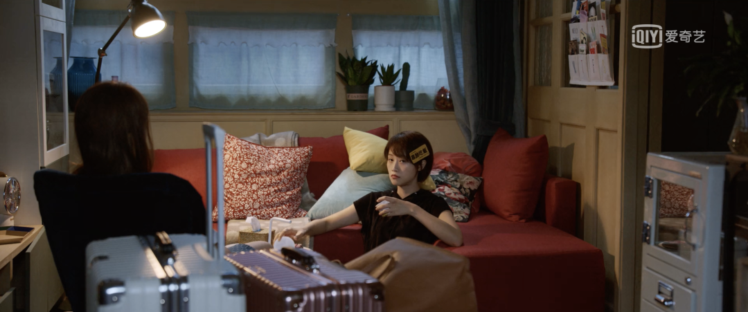 冯小刚的北辙南辕不接地气原因竟是剧中人的家太高级