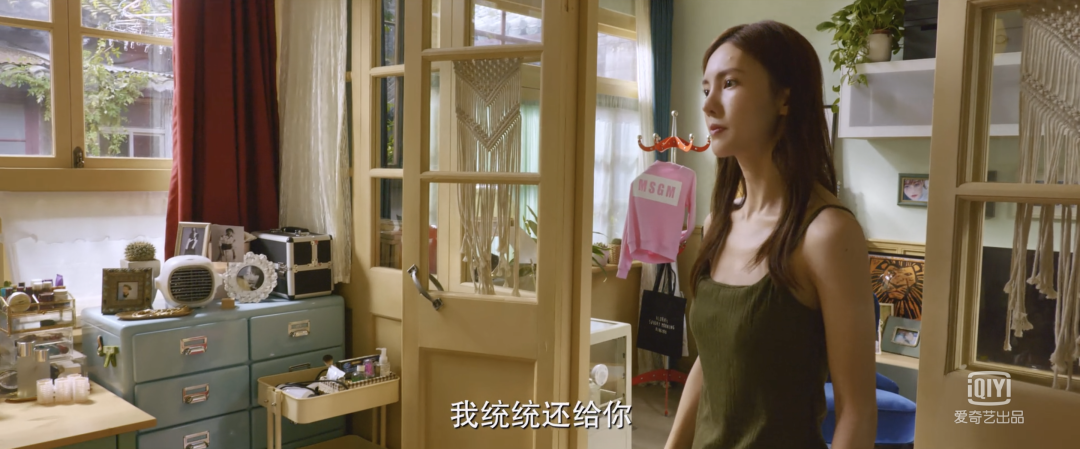 冯小刚的北辙南辕不接地气原因竟是剧中人的家太高级