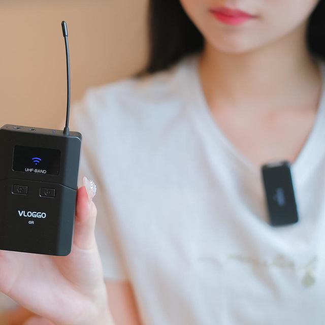 性价比最高的拾音小蜜蜂，唯乐狗VLOGGO G5单反相机无线麦克风测评 
