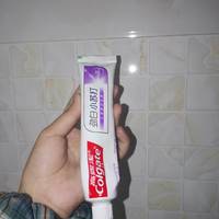 高露洁牙膏安利~