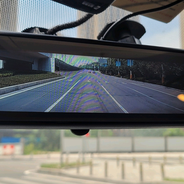 后视五车道－奇骏改凯迪拉克流媒体二代小记