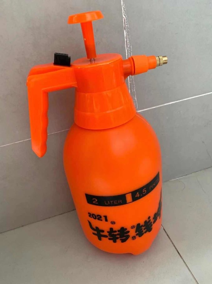 一洲浇水工具