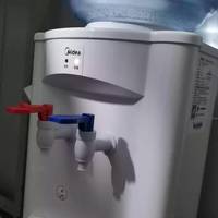 饮水机