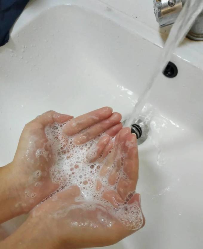 儒意洗发水