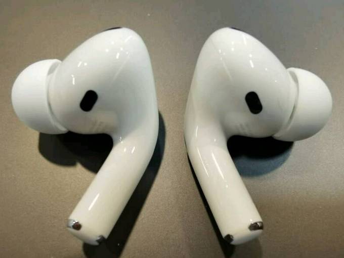 苹果蓝牙耳机