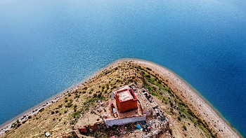 圆梦世界屋脊——西藏之旅 篇四：碧蓝圣湖孤岛神寺，眼在天堂身处地狱 