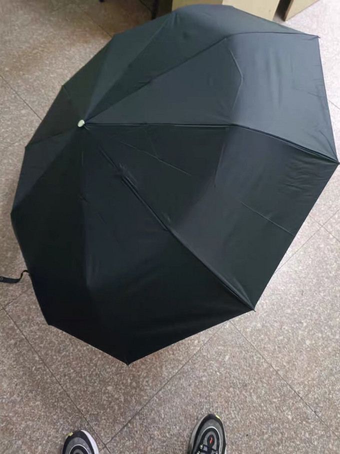 90分雨伞