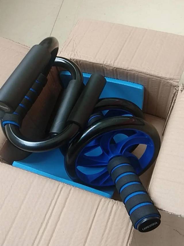 自动回弹健腹器