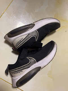 Nike Air Zoom—谁穿谁知道