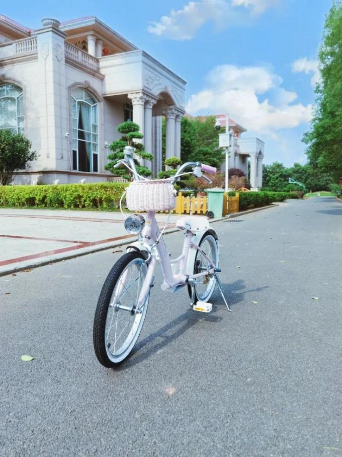 儿童自行车