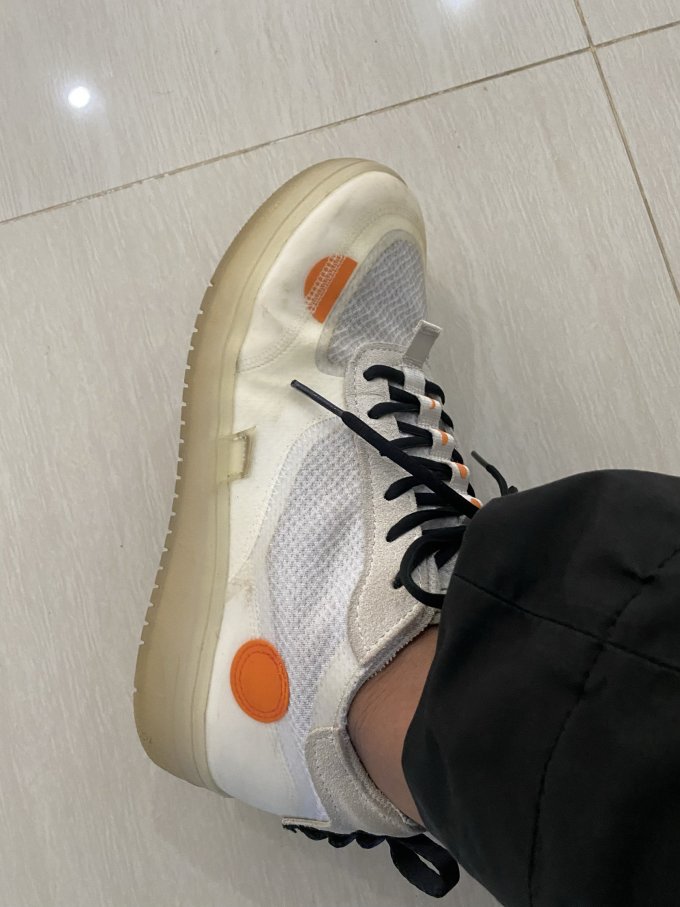 休闲运动鞋