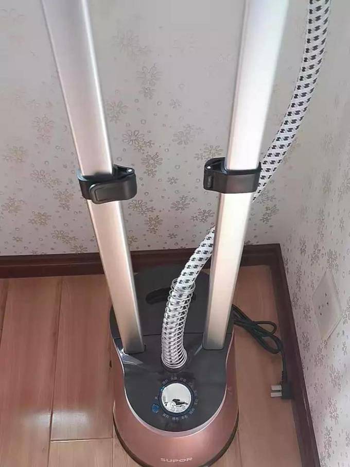 苏泊尔挂烫机