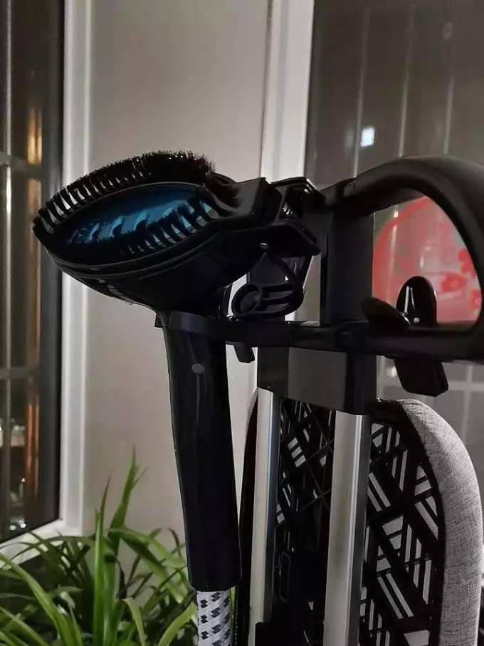 苏泊尔挂烫机