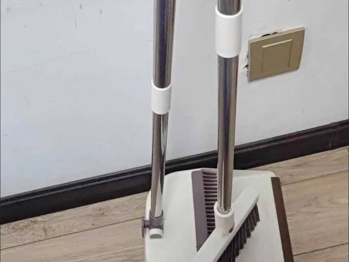 汉世刘家扫把