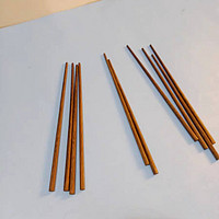 筷子很不错！无漆无蜡，实木筷