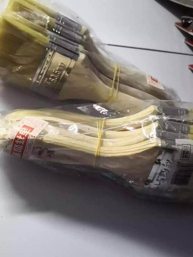 毛刷