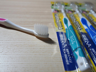 超纤细牙刷，还是买日本惠百施更省心