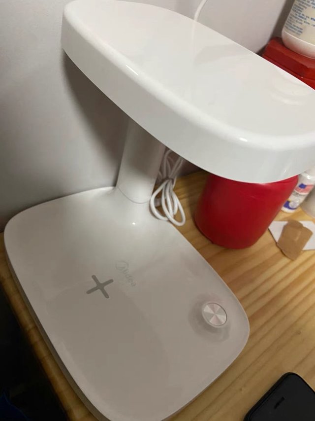 美的led智能无线充电小夜灯