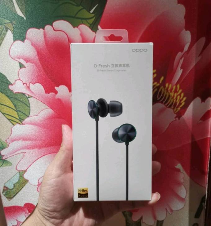 秀一秀我的oppoofresh耳机