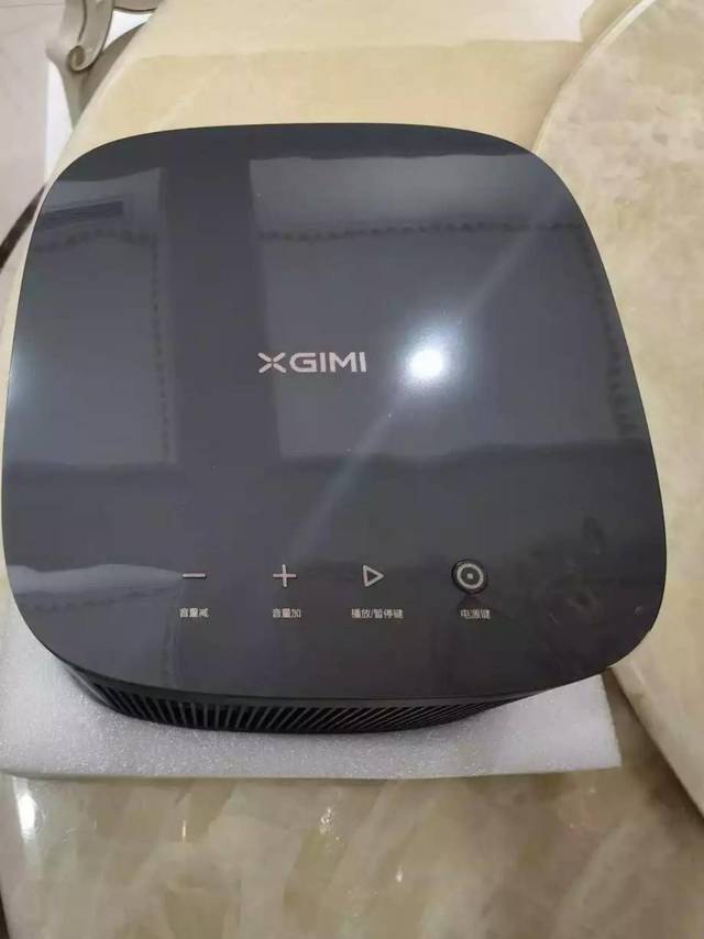 投影仪