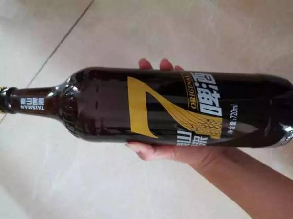 啤酒